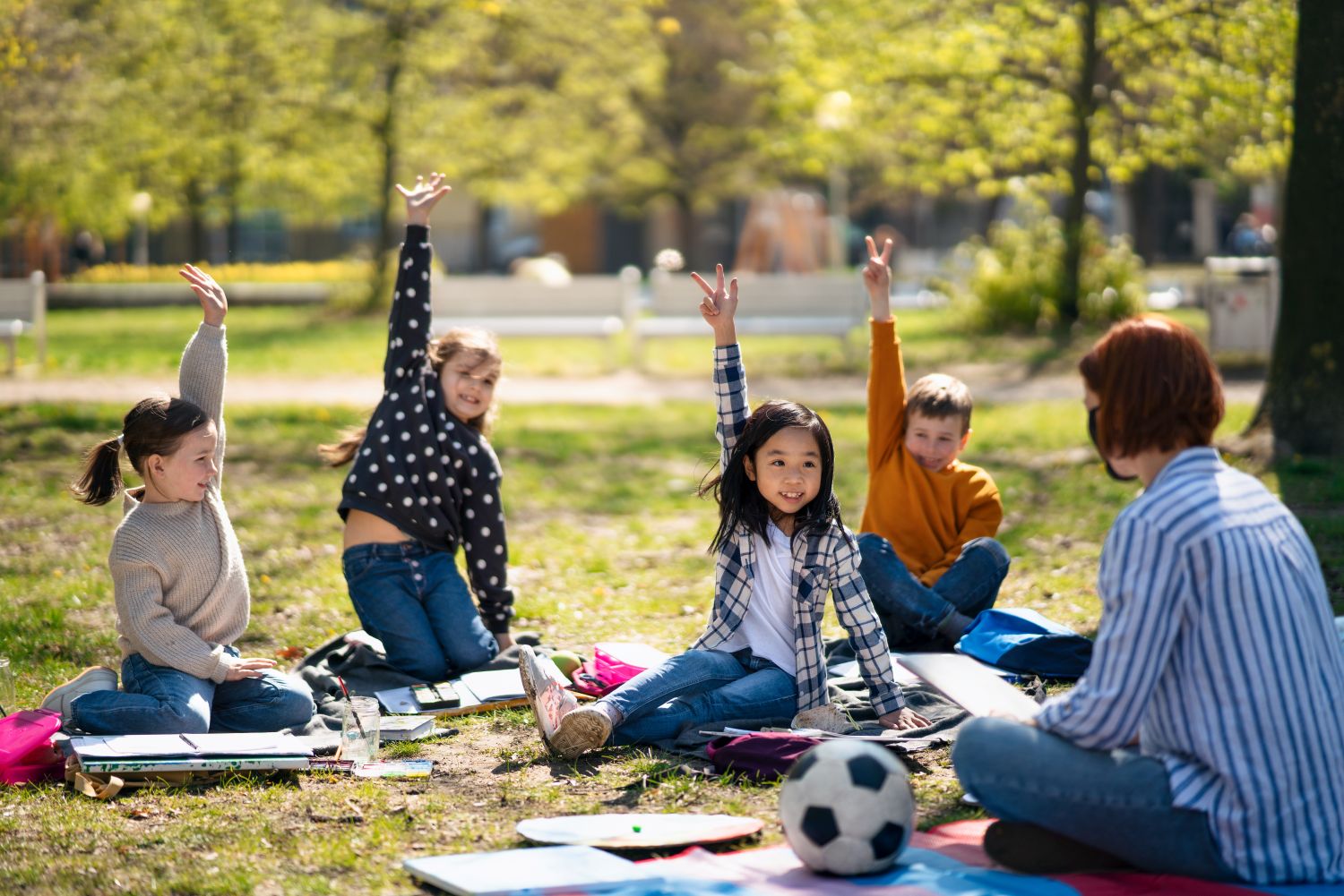 kids learning outside